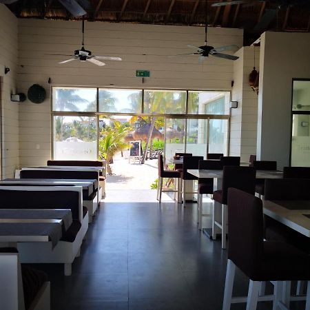 Beachside Corasol El Amanecer De Frida Para 2 Personas Плая дел Кармен Екстериор снимка