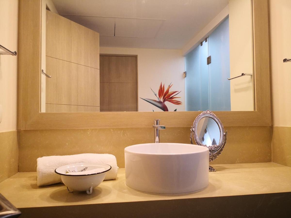 Beachside Corasol El Amanecer De Frida Para 2 Personas Плая дел Кармен Екстериор снимка