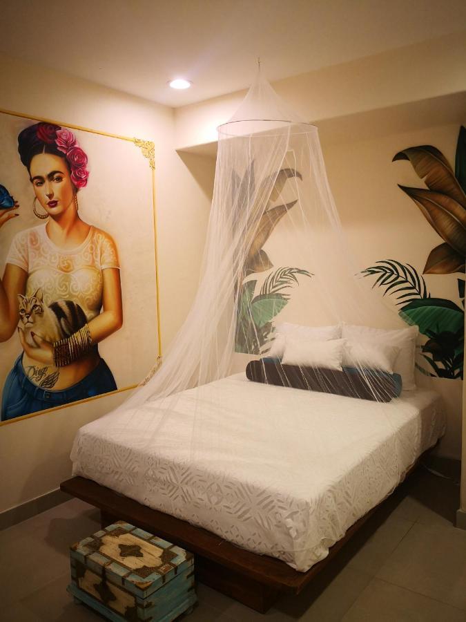 Beachside Corasol El Amanecer De Frida Para 2 Personas Плая дел Кармен Екстериор снимка