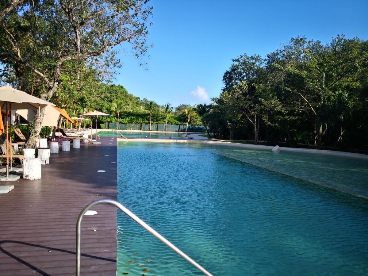 Beachside Corasol El Amanecer De Frida Para 2 Personas Плая дел Кармен Екстериор снимка